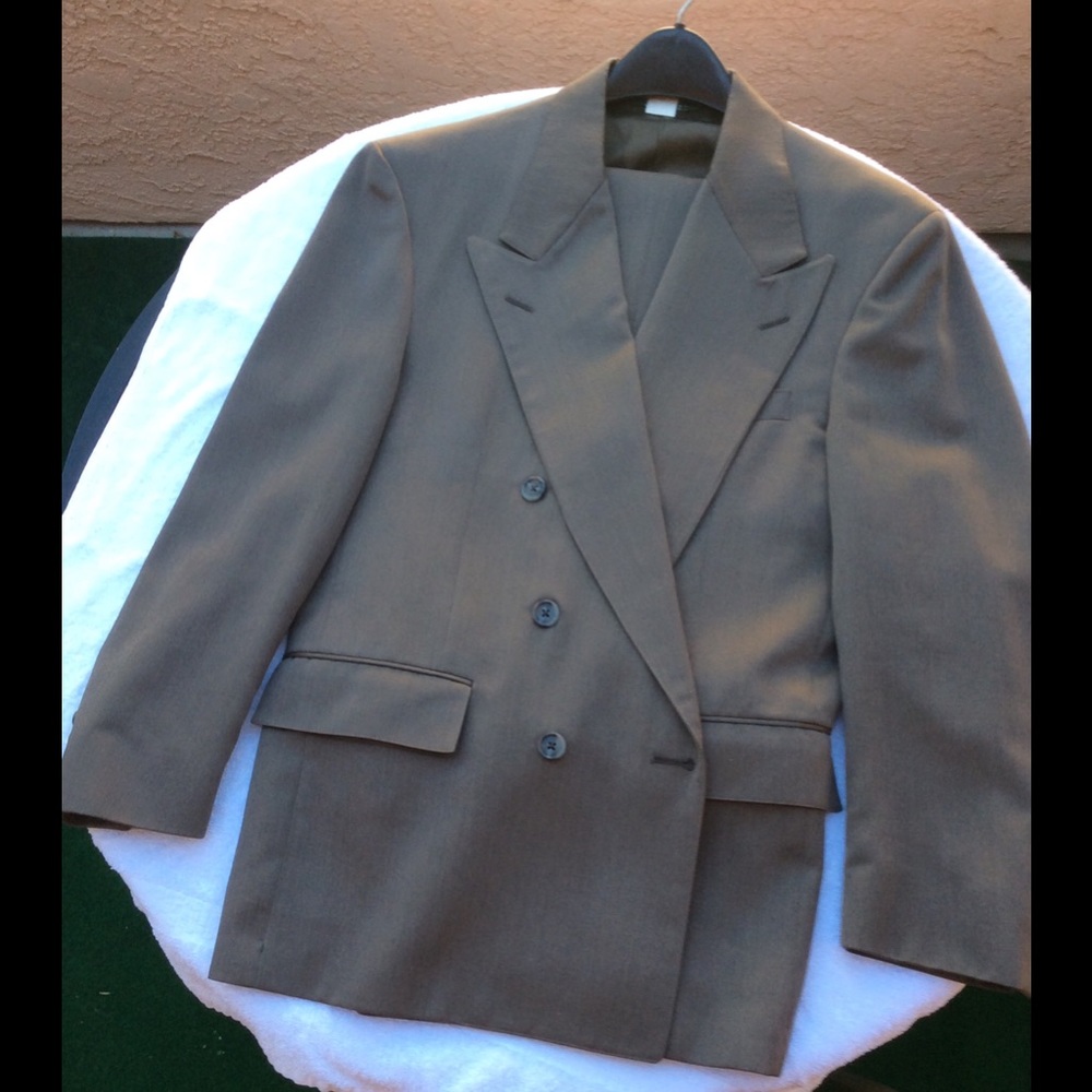 Men’s Suit