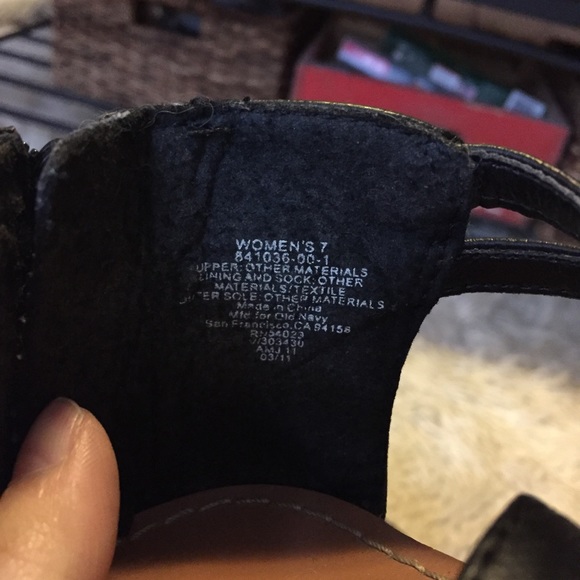 🖤Sandals | Black Zip-up - Picture 4 of 5