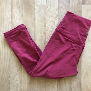 Lululemon size 6 Align Crop leggings