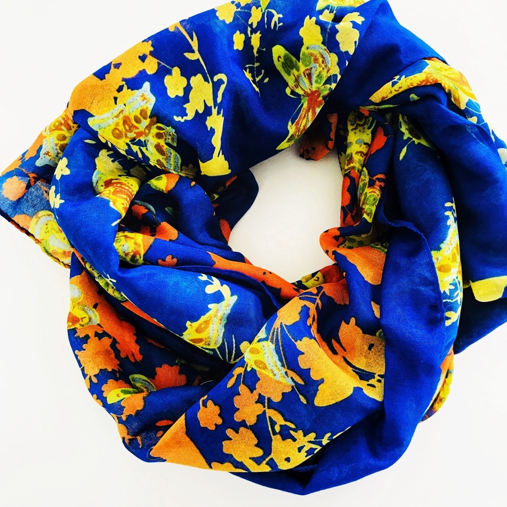 ✅BUTTERFLY SCARF