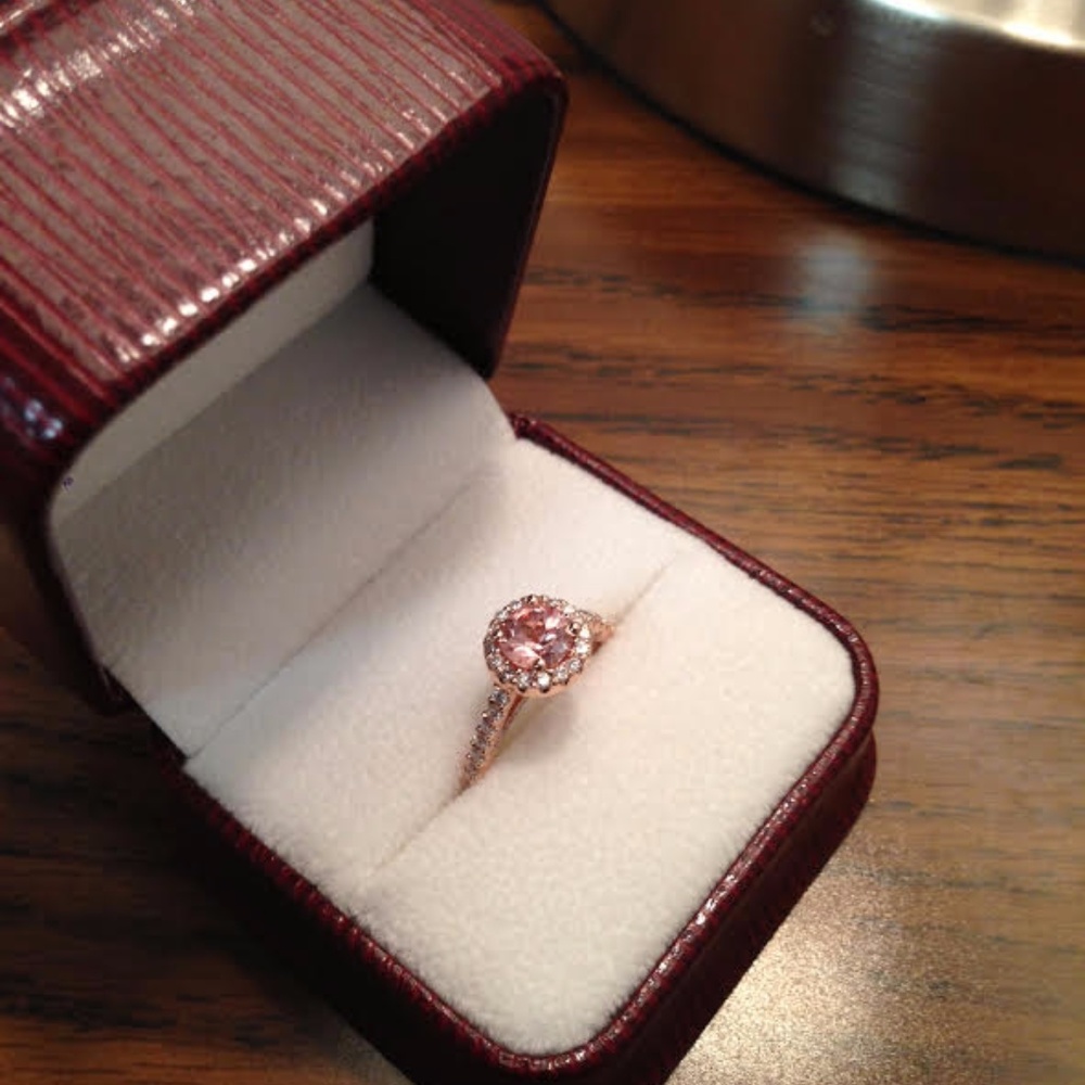 Rose Gold, 1 Carat Champagne Sapphire