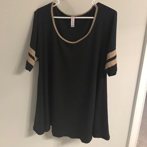LulaRoe tee