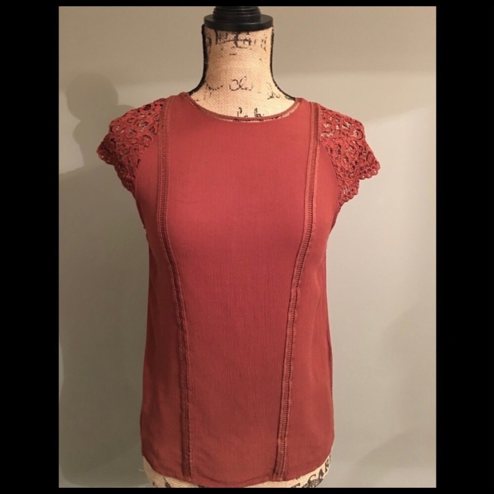 Perfect fall colored H&M top🍁