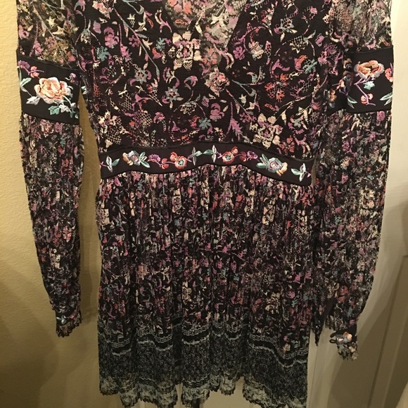 New FREE PEOPLE Dress Embroidered Florals Lace Sz2 - Picture 7 of 8