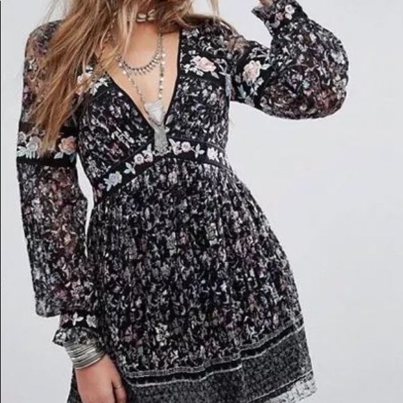 New FREE PEOPLE Dress Embroidered Florals Lace Sz2 - Picture 2 of 8