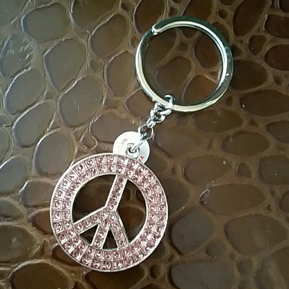 NWT PEACE SYMBOL GLAM Rhinestone key chain Pink
