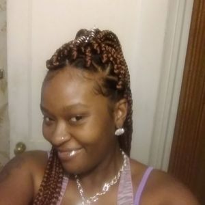 Meet your Posher, Brandi