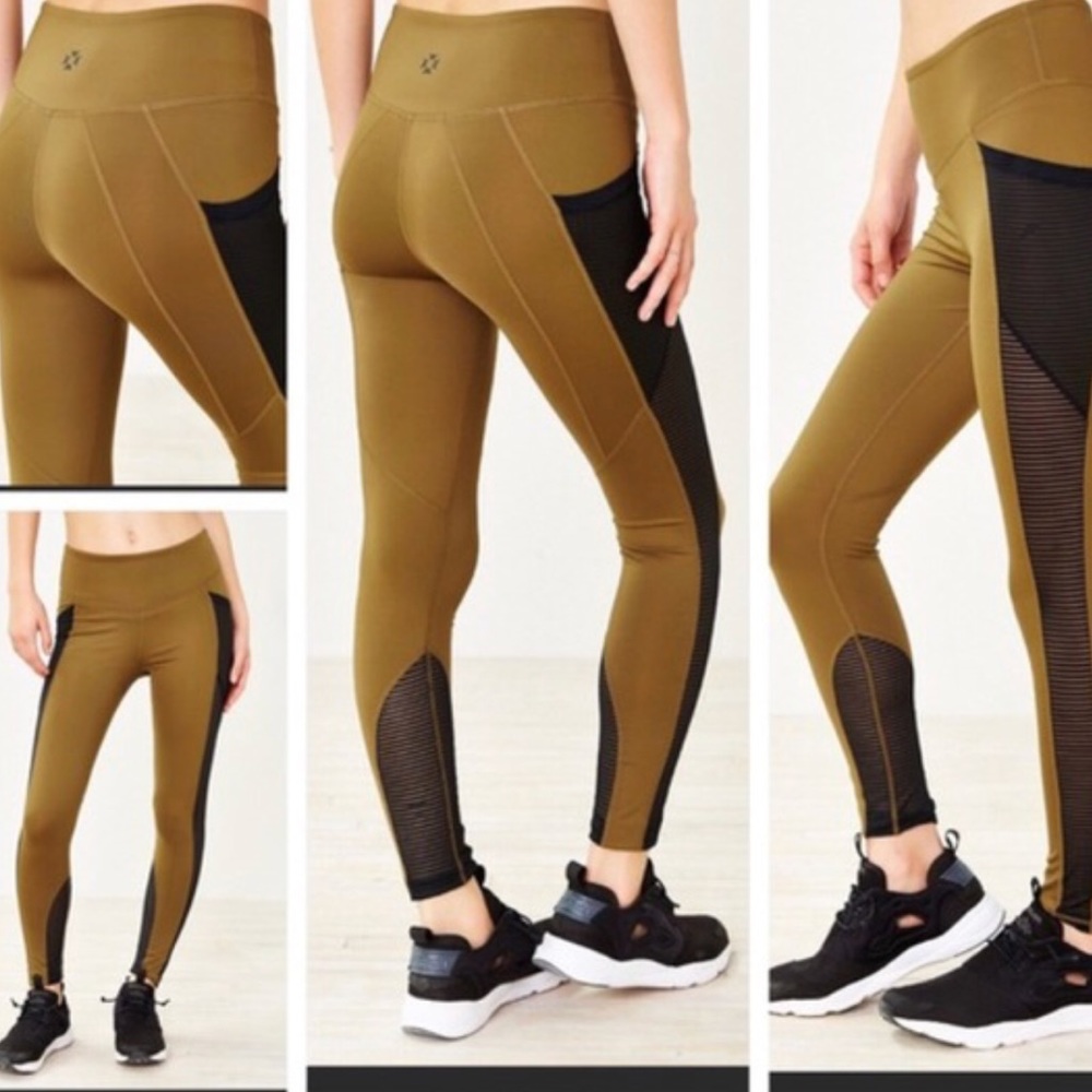 Without Walls workout leggings