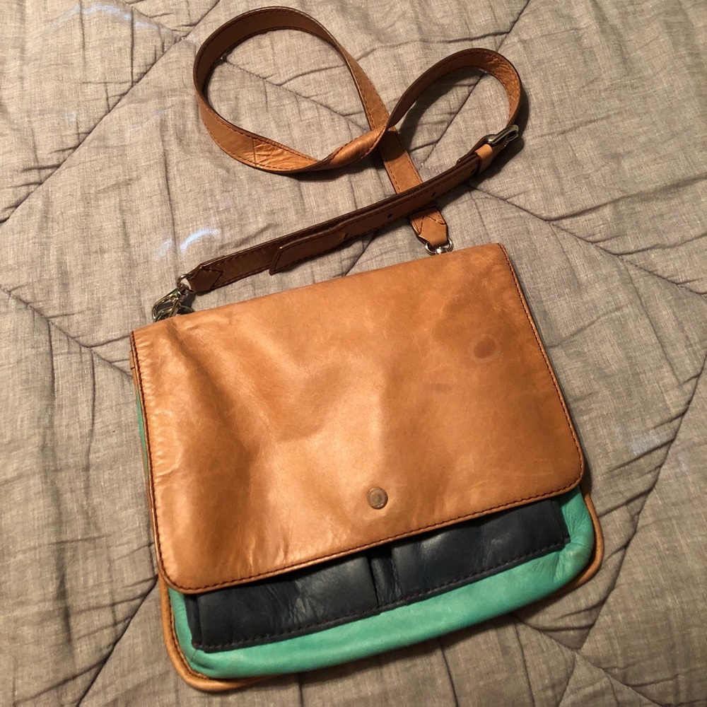 Fossil purse