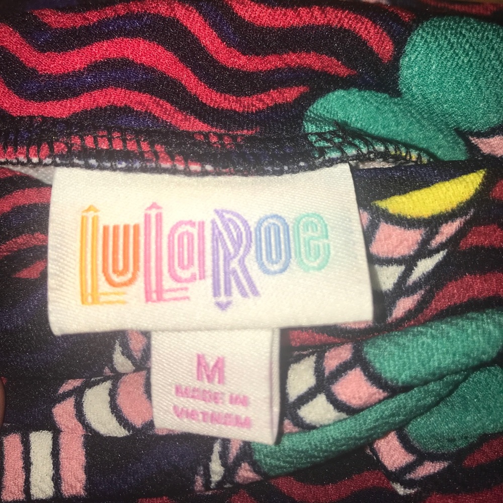 Closet Clear Out! NWT LuLaRoe Disney Cassie Skirt - Picture 3 of 4
