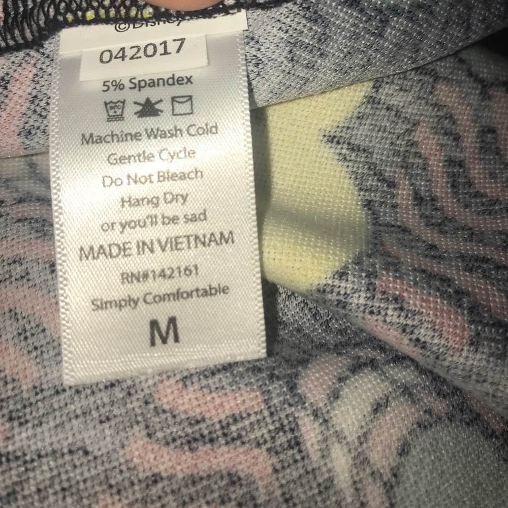 Closet Clear Out! NWT LuLaRoe Disney Cassie Skirt - Picture 4 of 4