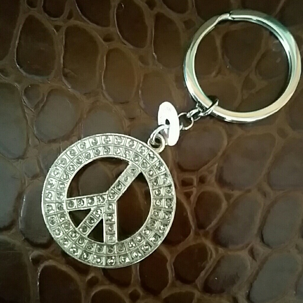 NWT PEACE SYMBOL GLAM Rhinestone key chain