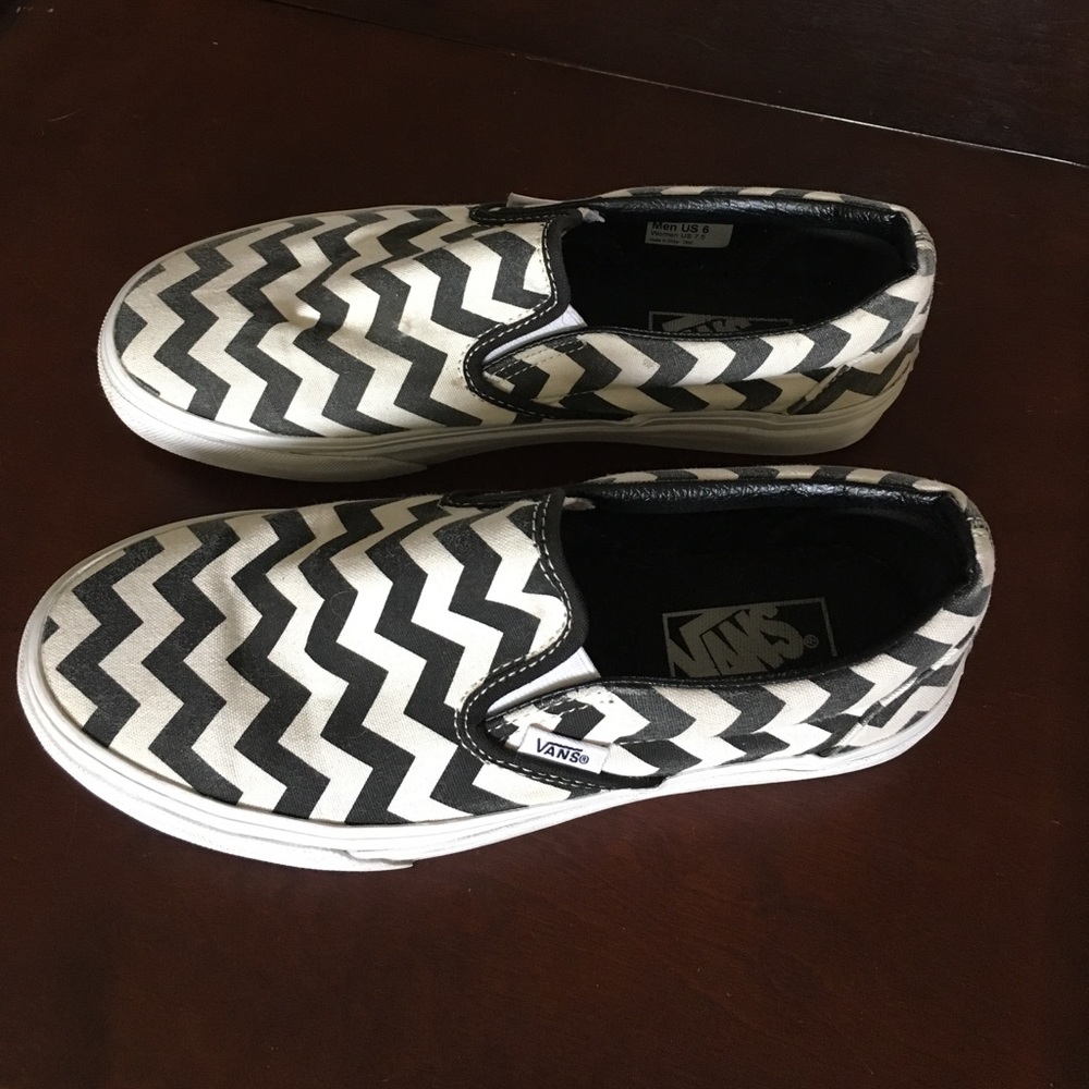 Vans Chevron Print Slip Ons 7.5 women's