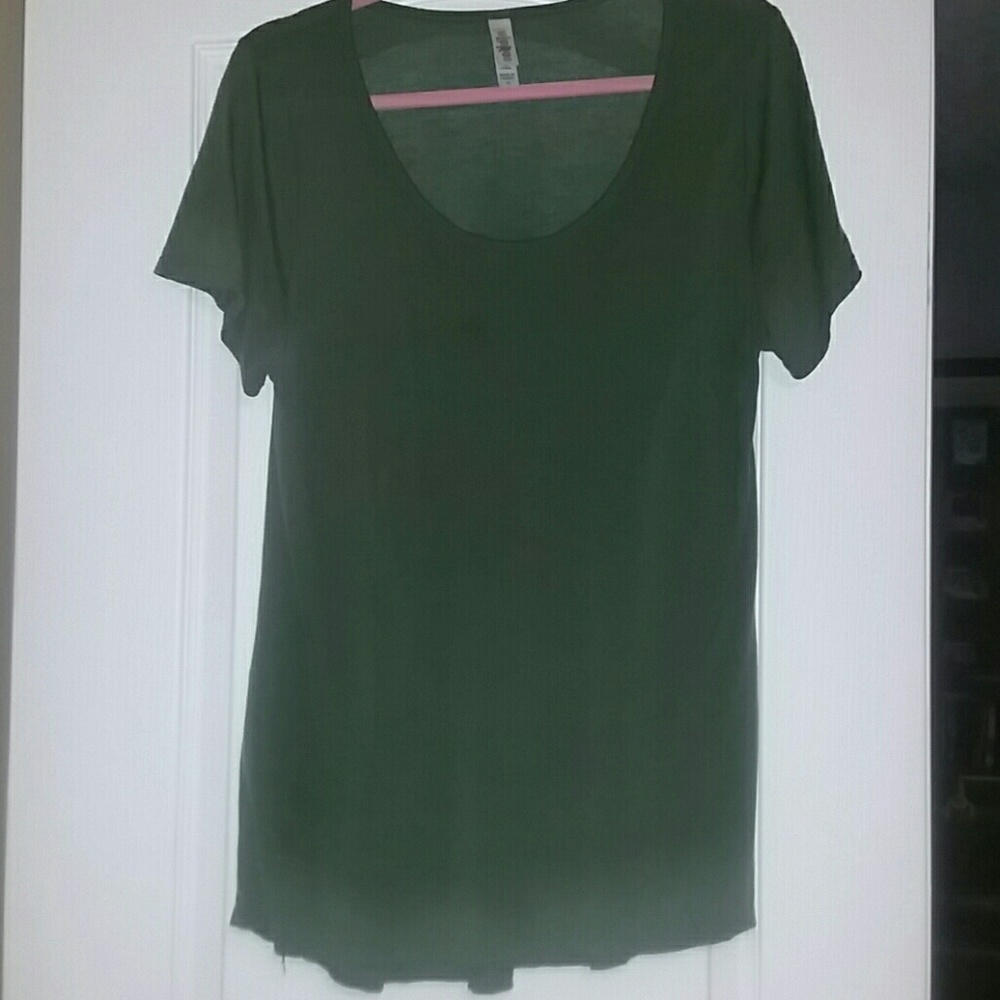 Lularoe Classic T-shirt