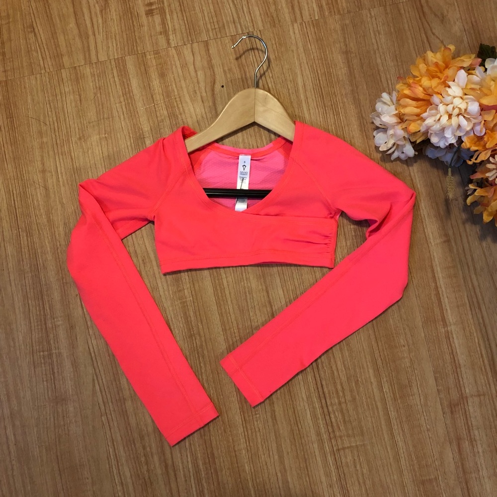 IVIVVA by lululemon kids cropped long sleeve shirt