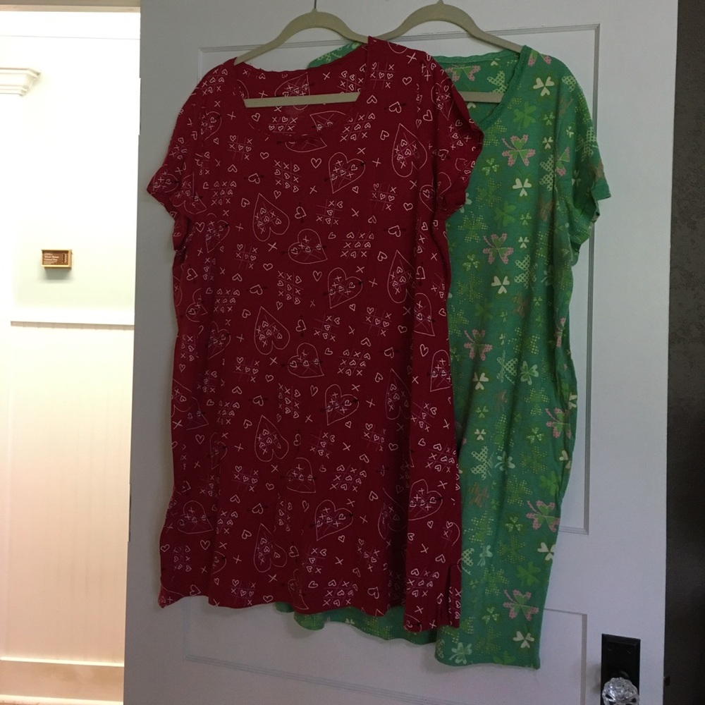 2 nightshirts