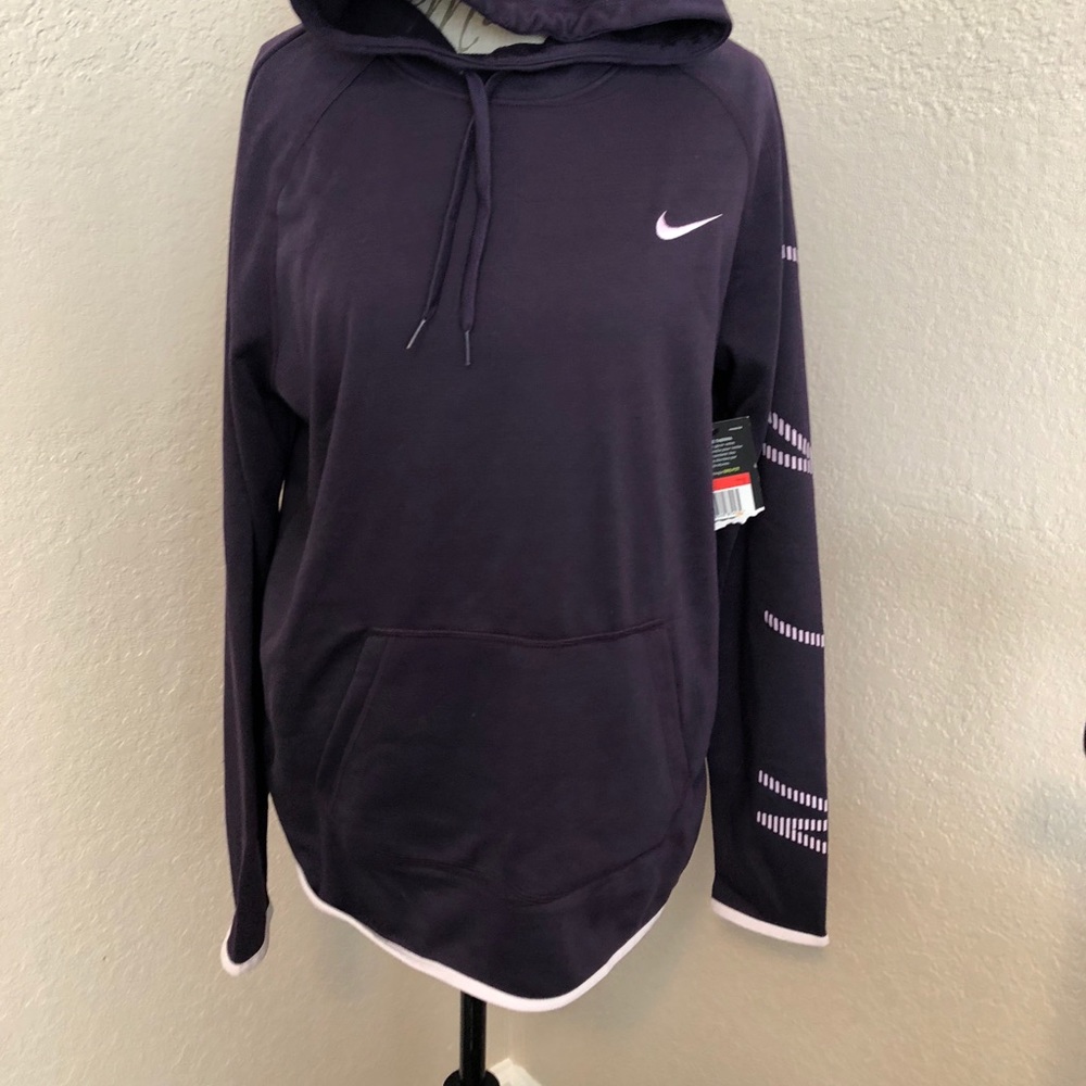 Nike therma hoodie