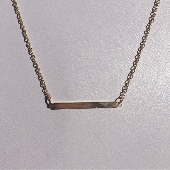 Bar on Chain Trend NWT Necklace in Gold or Silver - Picture 8 of 8