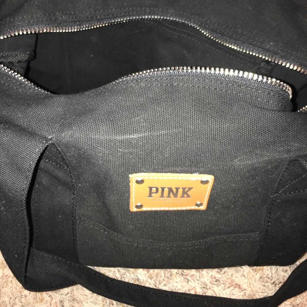 Pink duffel bag - Picture 3 of 6
