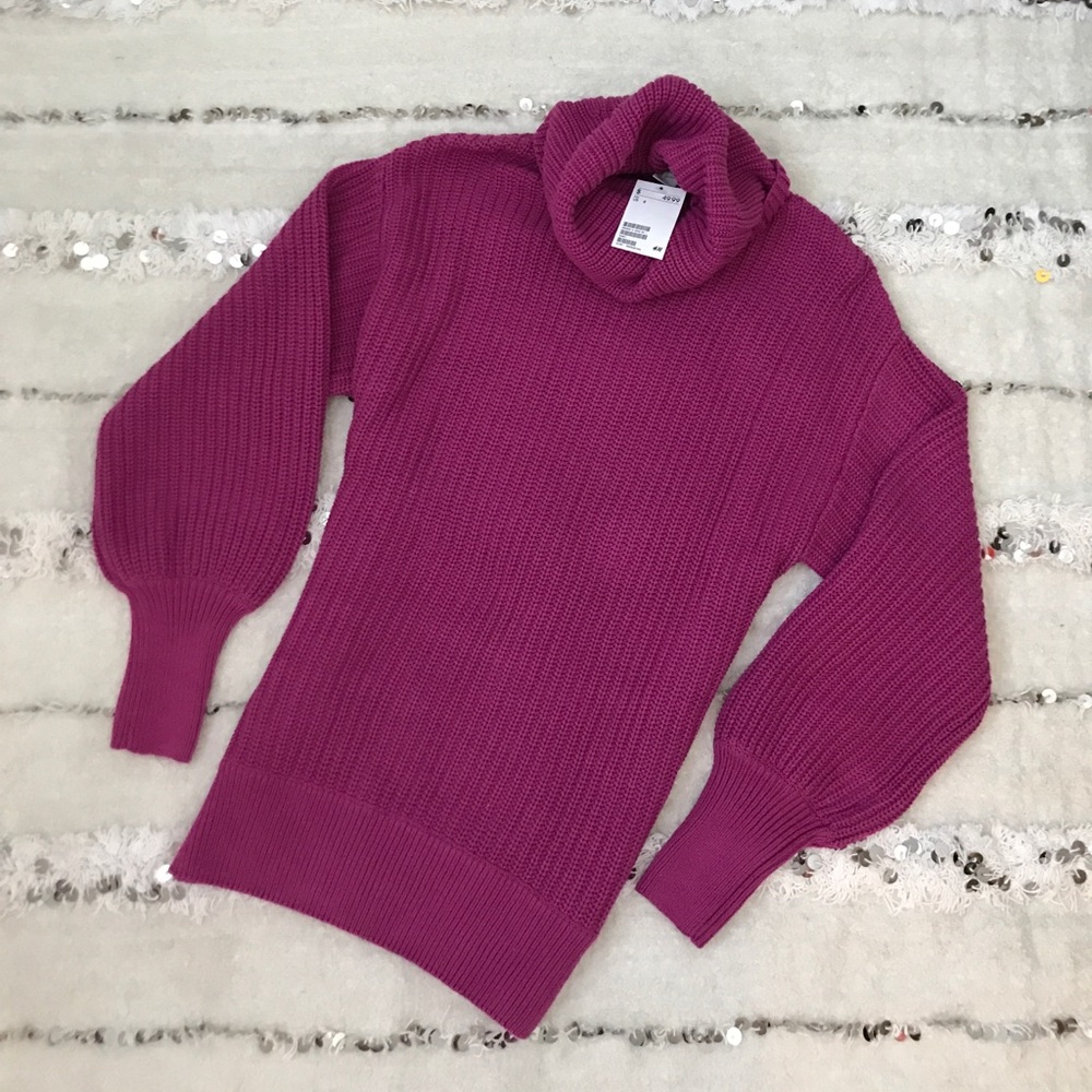 • 80s Retro • Oversize Magenta Turtleneck Tunic • - Picture 3 of 3