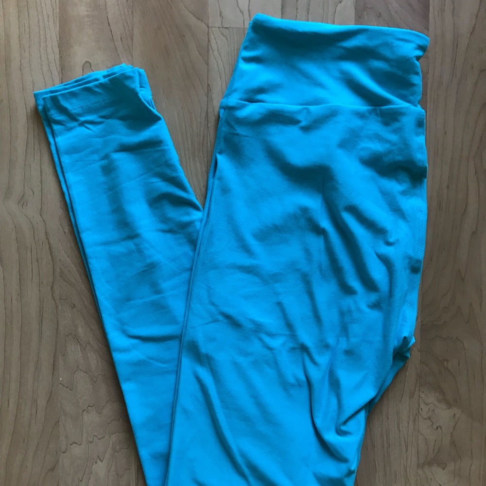 NWOT turquoise OS leggings