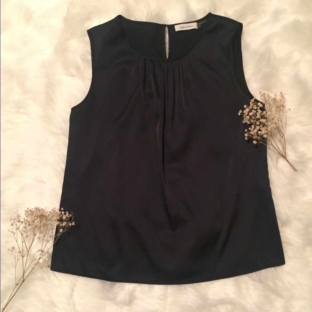 Calvin Klein Blouse🌸