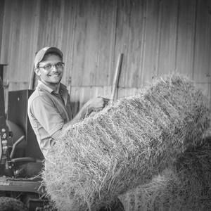 Meet your Posher, Dustin