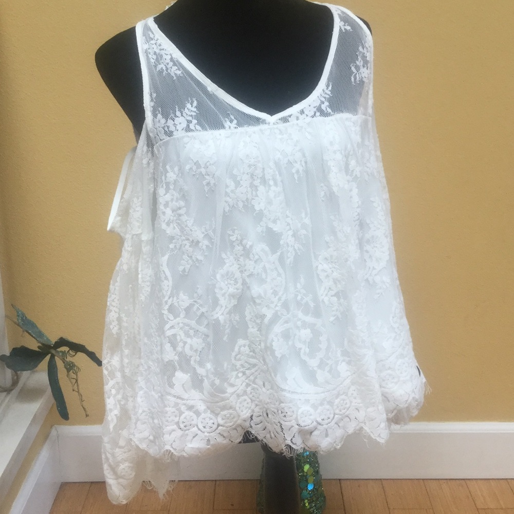 NWT ABERCROMBIE lace top