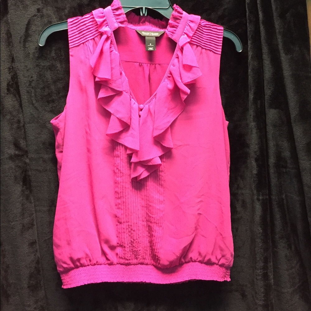 WHITE HOUSE BLACK MARKET pink top blouse. Small