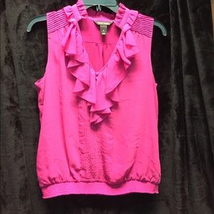 WHITE HOUSE BLACK MARKET pink top blouse. Small