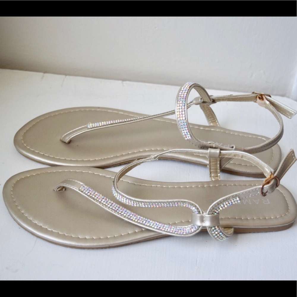 Rampage gold and 💎 rhinestone 💎 sandals size 8