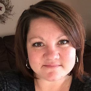 Meet your Posher, Cirie