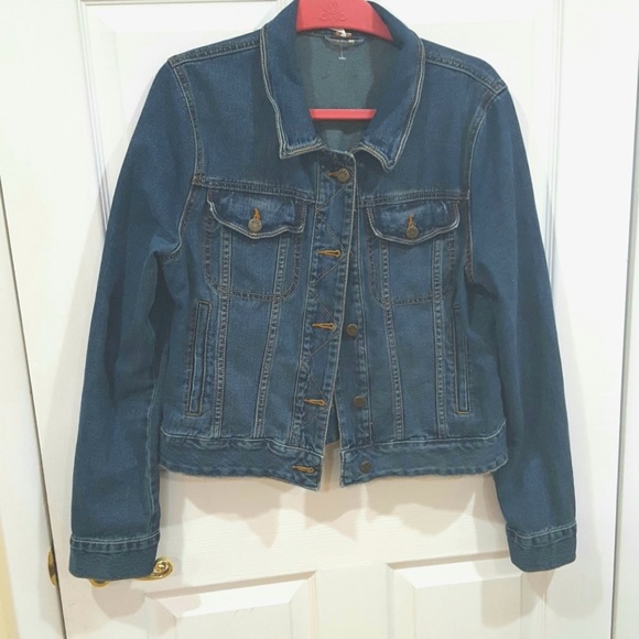 Free People Jackets & Blazers - 😍 Free People denim jacket
