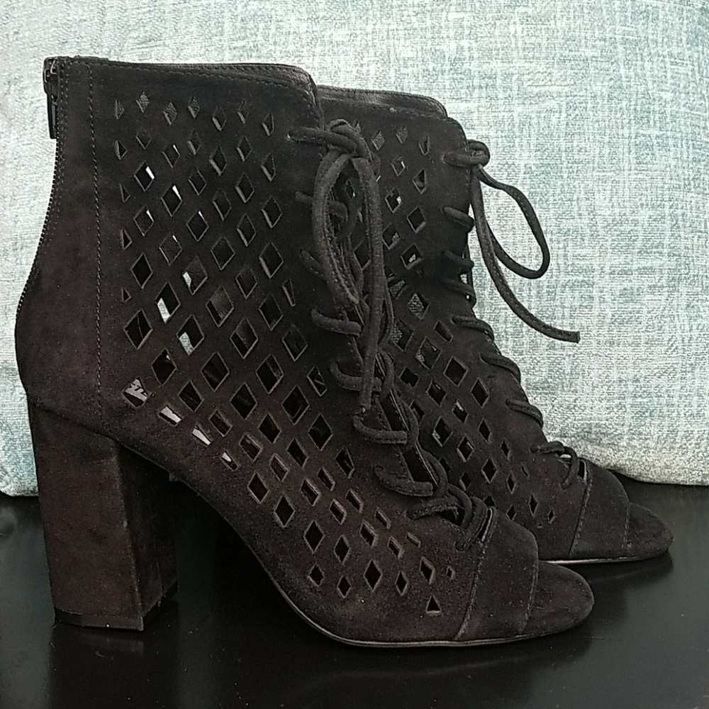 Steve Madden Denay Cutout Bootie