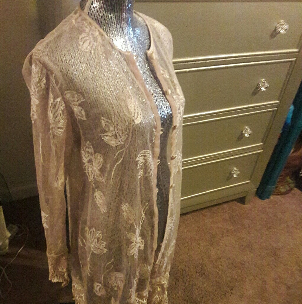 A SUE WONG PIECE can be worn so many ways! - Picture 1 of 3