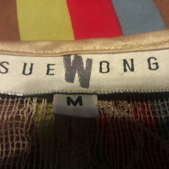 A SUE WONG PIECE can be worn so many ways! - Picture 3 of 3