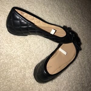 Black dress shoes