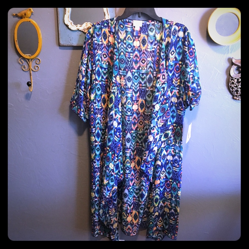 LuLaRoe Shirley, size M NWT