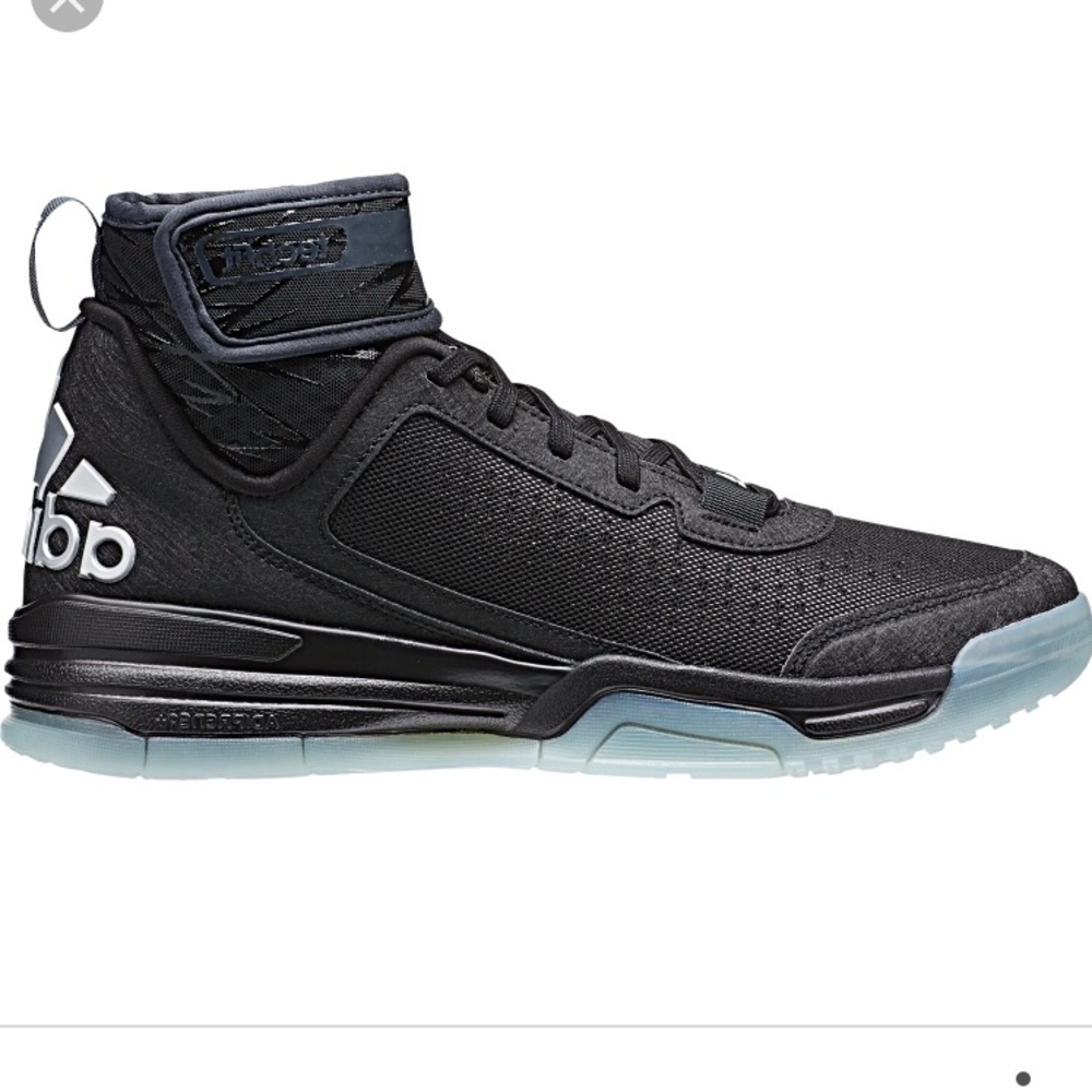 Adidas dual threat basketball shoes🏀