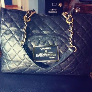 AUTH. CHANEL BLACK CAVIAR GST GRAND SHOPPER TOTE!