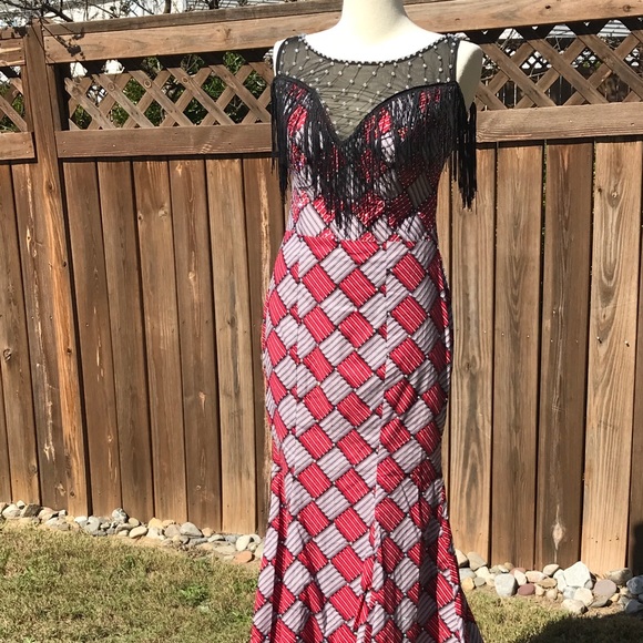 African Print Women Long Sleeveless Fitted Dress - Picture 4 of 5