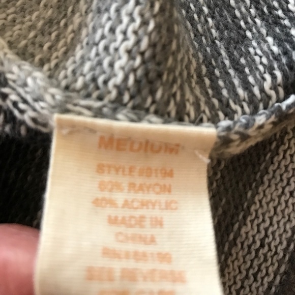 Love Rocks Sweater - Picture 4 of 4