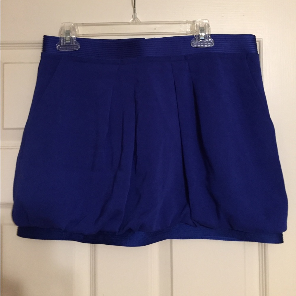 BCBG blue bubble skirt size 10