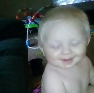 Meet your Posher, Alexis