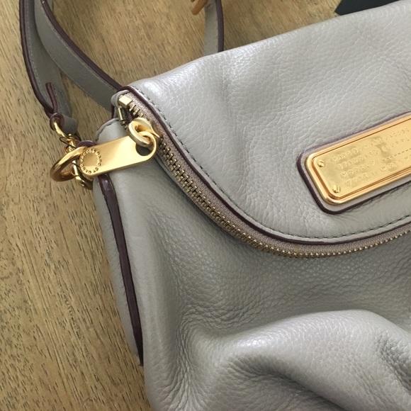 NWT Marc Jacobs Cross Body Beige Leather Purse - Picture 3 of 6