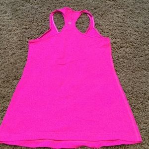 Lululemon tank