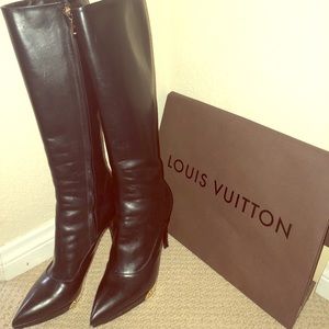 100% AUTHENTIC Louis Vuitton black boots