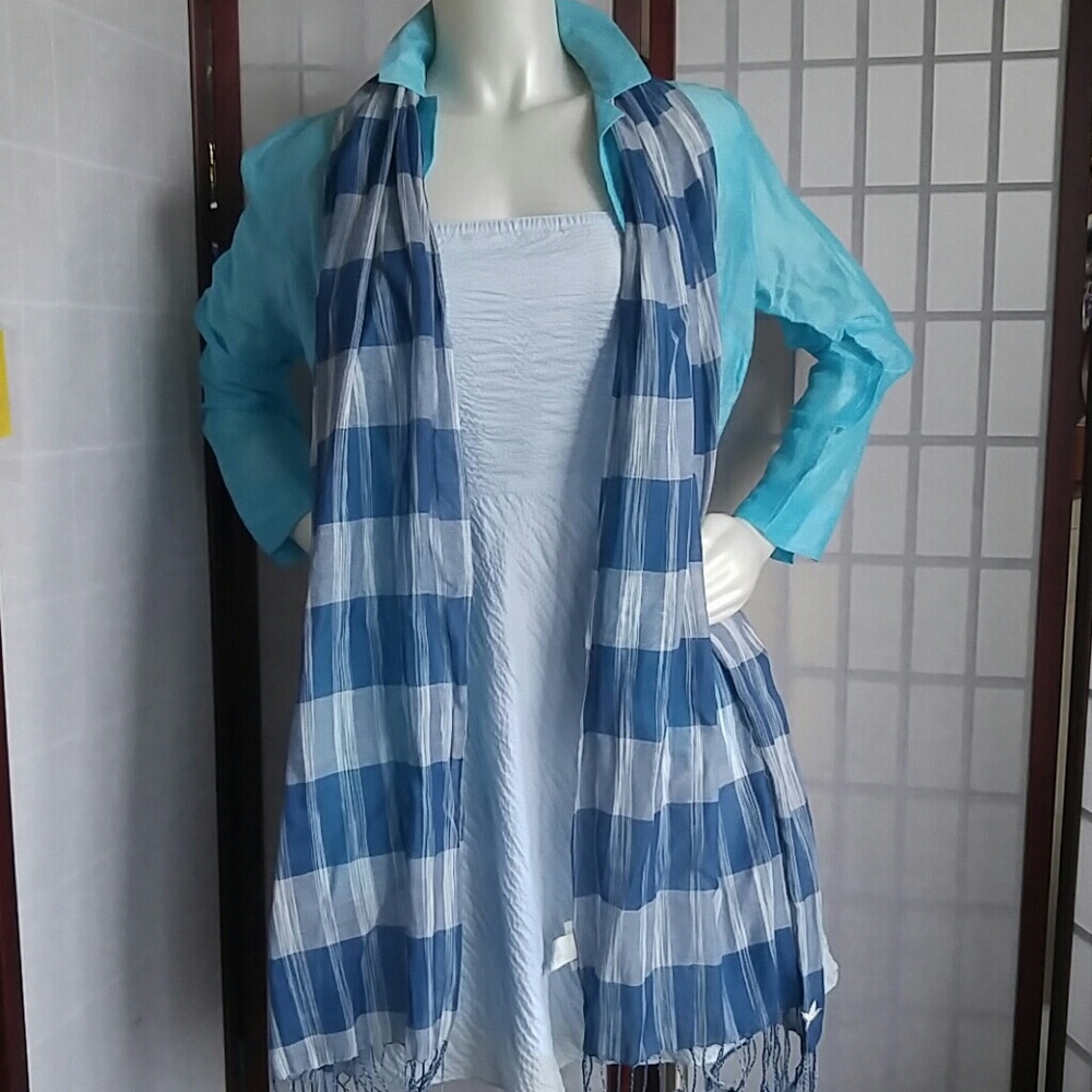 Scarf - Picture 2 of 8