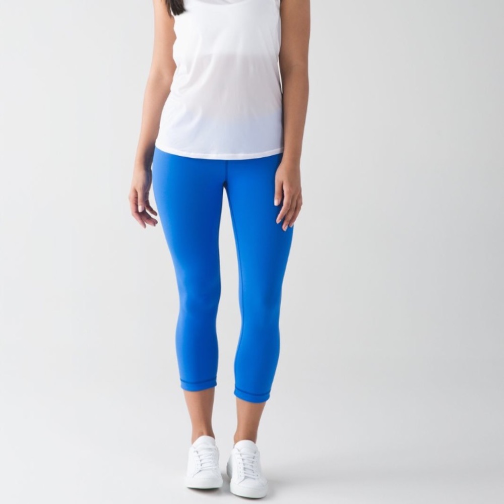 Wunder under reversible crop!!