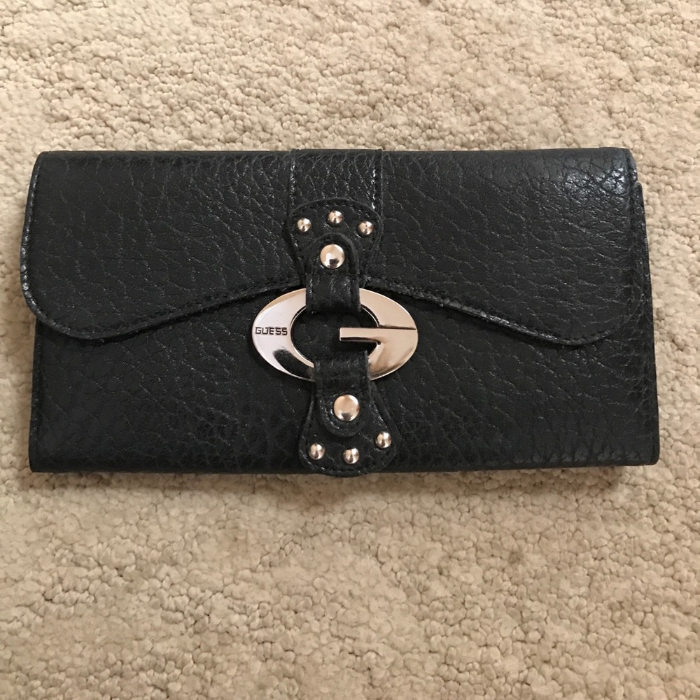 Guess wallet